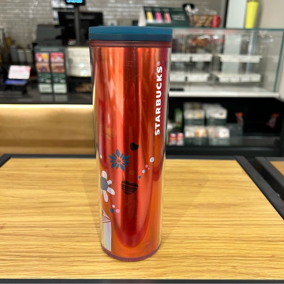 Starbucks Love Confetti Hearts Iridescent Tumbler Hot Cold Reusable Cup NWT 2023 - Picture 5 of 13